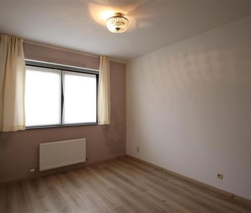 Gelijkvloersappartement met 1 slaapkamer - Foto 2