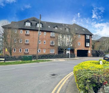 2 bed Flat for rent - Photo 2