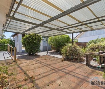 Quiet Street, Park Views & Easy Living - Photo 4