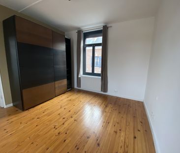 MAISON AMIÉNOISE T3 AVEC BUREAU RÉNOVÉE AVEC GARAGE - Photo 2