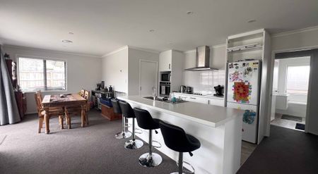 Spacious Pyes Pa Location - Photo 4