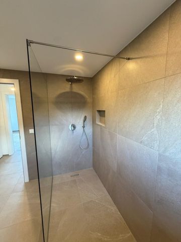 Fantastische 2,5 Zi.-Gartenwohnung im ZFH - Foto 2