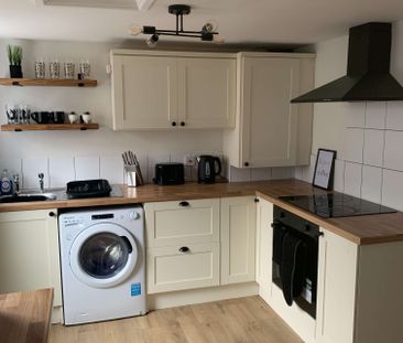 Newly refurbished house share in Hazel Grove, Stockport - Photo 4