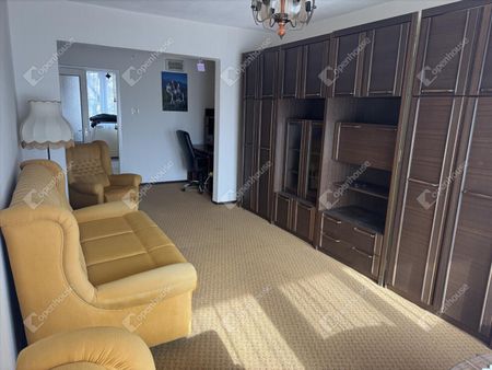 Kiadó jó állapotú panel lakás - Győr - Fotó 4