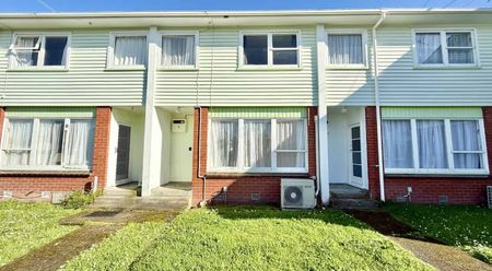 3/48a Merton Street, Trentham, Upper Hutt City - Photo 2