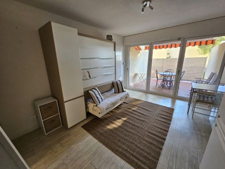 Location Appartement 1 pièce 23m² BANDOL 83150 - Photo 3