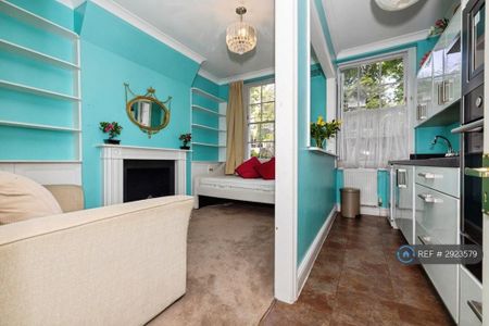 1 bedroom flat to rent - Photo 2
