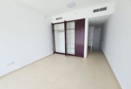 1Bedroom | Lake View | Ready To Move - Photo 2