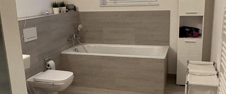 Großzügiges 2 Zimmer Juwel mit Dachterasse und EBK in HH-Lokstedt - Photo 1