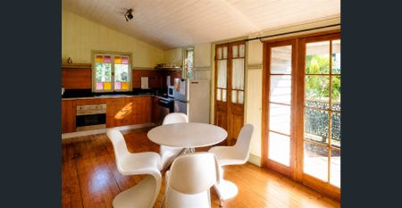 QUEENSLANDER, CHARACTER AND PROXIMITY - Photo 4