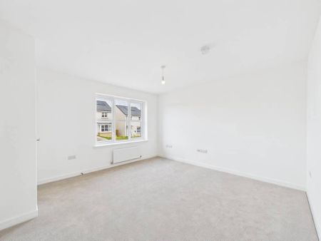 3 bedroom detached house to rent - Photo 2