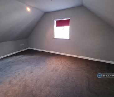 3 bedroom end of terrace house to rent - Photo 6