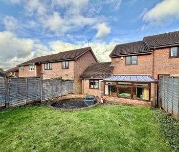 2 bedroom semi-detached house to rent - Photo 2