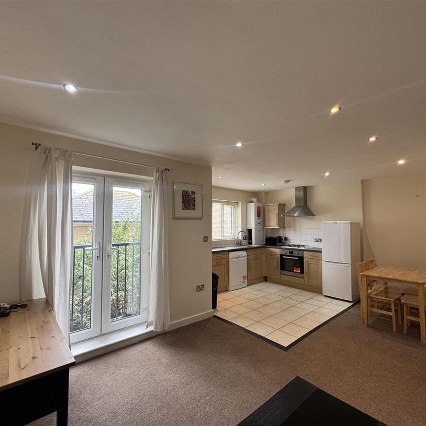 1 Bedroom Flat To Let - Photo 1