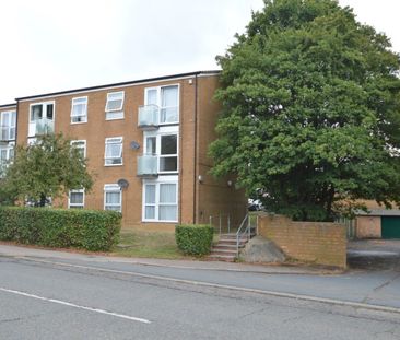 1 bedroom Apartment - UPPERFIELD ROAD, WELWYN GARDEN CITY. - Photo 3