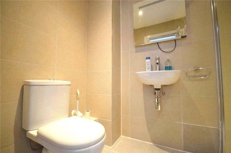 Studio to rent - Photo 4