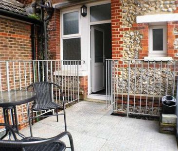 Elmcroft, Lansdowne Road, BN11 - Photo 5