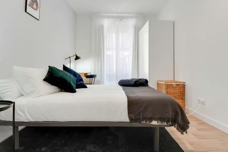 Calle de Carranza, Madrid, Community of Madrid 28004 - Photo 4