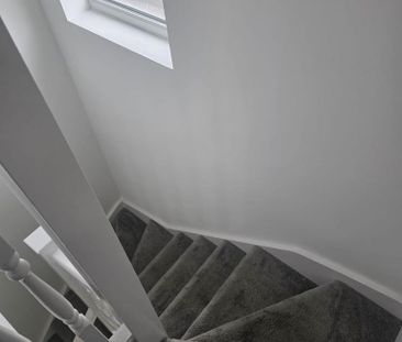 5 bedroom semi-detached house to rent - Photo 4