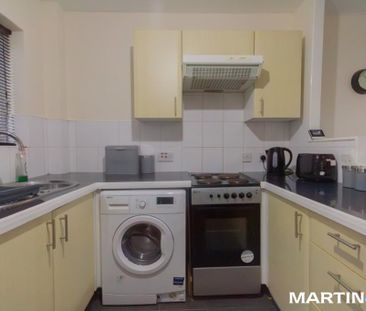 1 bedroom ground floor maisonette to rent - Photo 3