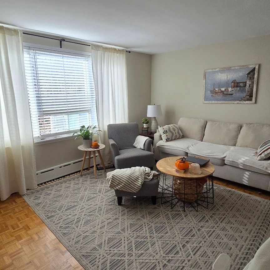 31 Cumberland St - Unit 5, Barrie, ON, L4N 2P3 - Photo 1