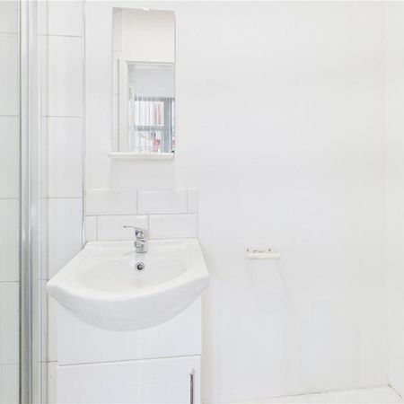 1 bedroom property to rent - Photo 4