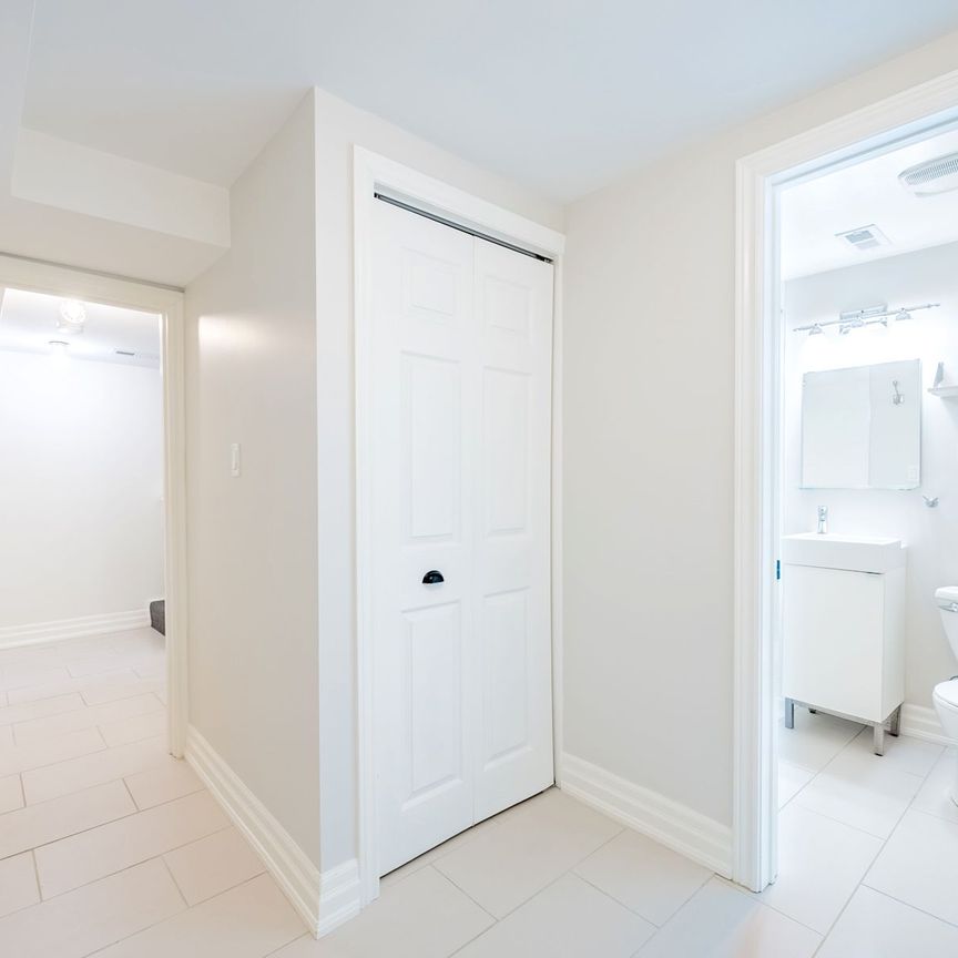 For Lease - 1041 St Clarens Avenue Unit# Basement, Toronto, Ontario - Photo 1