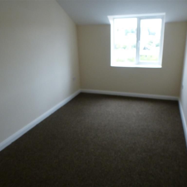 Park Lane, Kidderminster - Photo 1