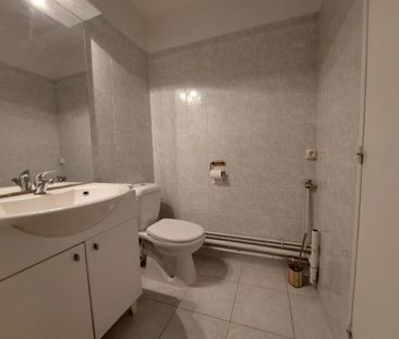 Location Appartement 2 pièces 53m² ROUEN 76000 - Photo 5