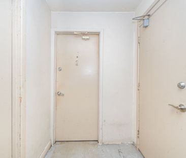 For Lease - 2144 Lilnan Court Unit# 2, Burlington, Ontario - Photo 1