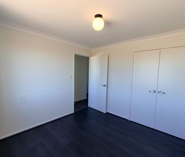 Family home close to CBD - Photo 2