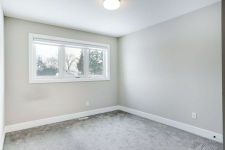 For Lease - 3328 Oriole Drive Unit# Full House, London South, Ontario - Photo 3