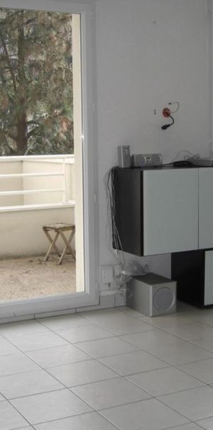 A Louer- Appartement à Nantes - Photo 1