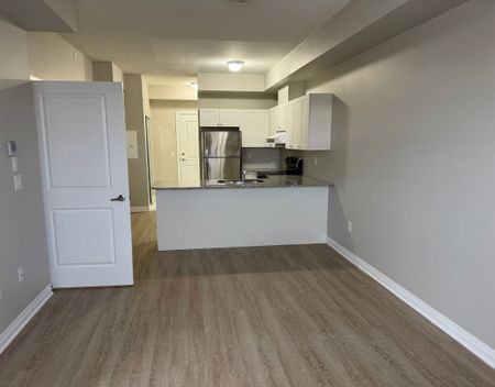 For Lease - 80 Shipway Avenue Unit# 414, Clarington, Ontario - Photo 5