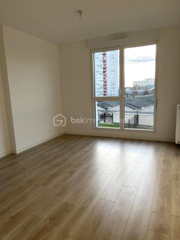 Appartement de 65 m² à Clichy-Sous-Bois - Photo 2