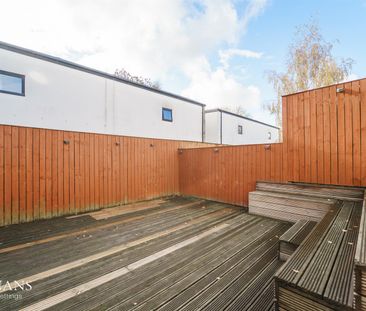 Greenwood Terrace, Salford - Photo 2