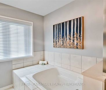 For Lease - 2529 Bromus Path, Oshawa, Ontario - Photo 2