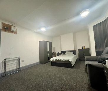 Property to rent - Photo 5