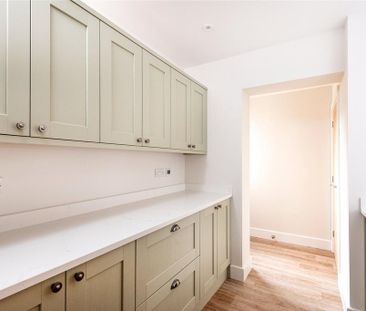 5 bedroom detached house to rent - Photo 6