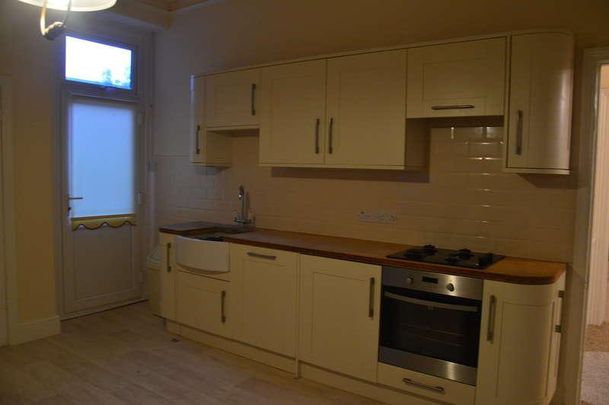 Clarence Road South, Weston-super-mare, BS23 - Photo 1