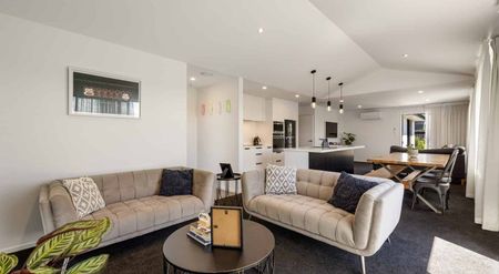 Beautiful 3 Bedroom Property in Halswell - Photo 4