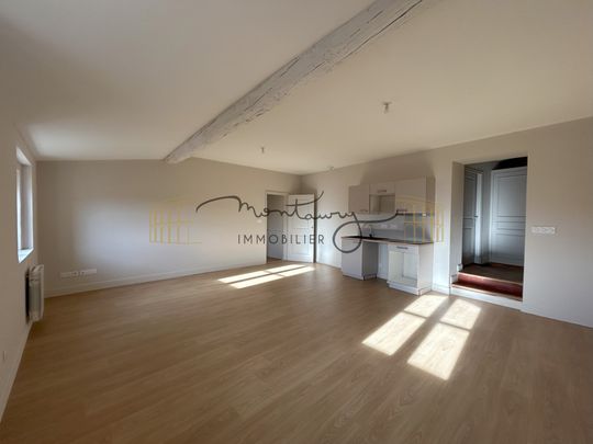 A LOUER P2 NIMES CENTRE VILLE - Photo 1
