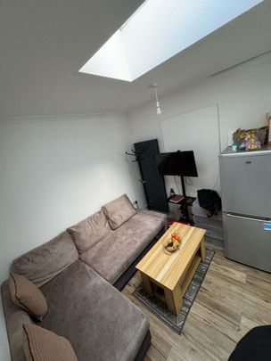 1 bedroom detached house to rent - Photo 1