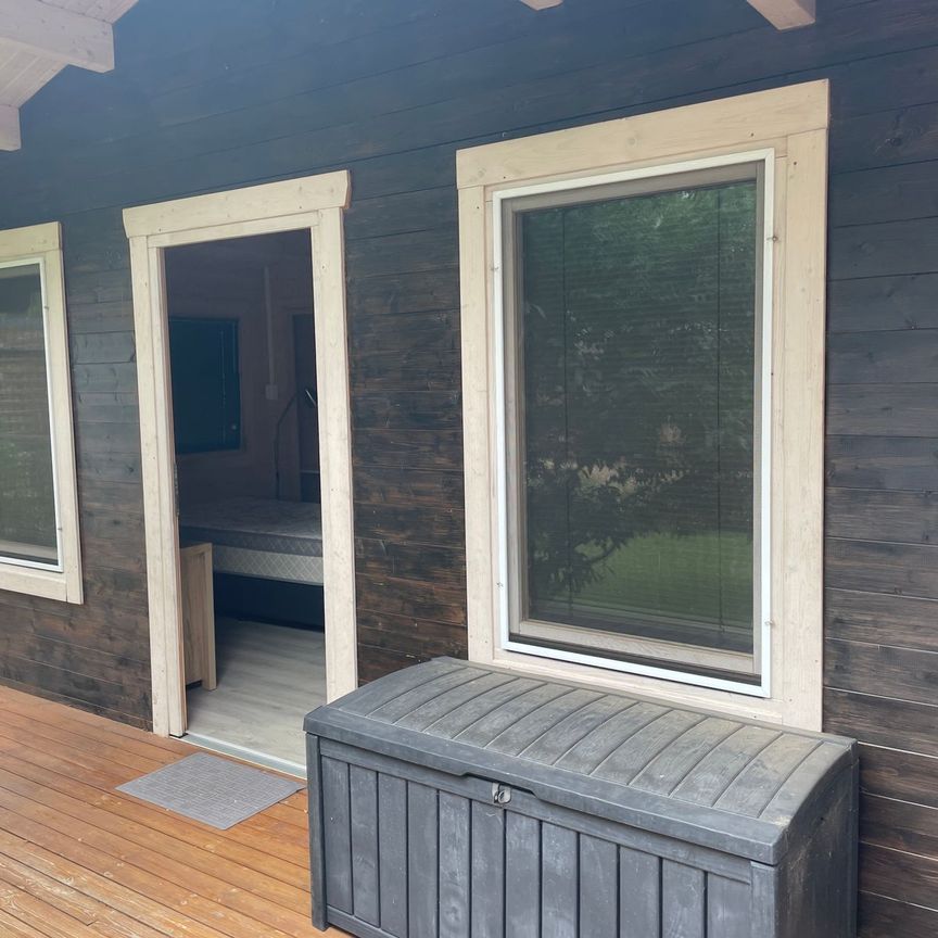 Self-contained Studio - Photo 1