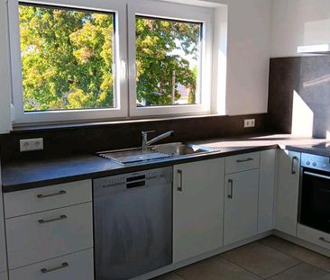 Helle 4,5 Zimmer Wohnung mit Balkon in Geislingen-Aufhausen - Photo 3