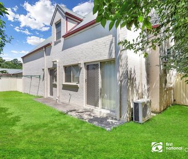 Centre of Town - Photo 4