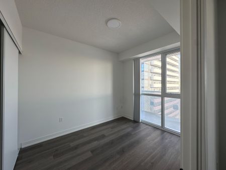 For Lease - 8 Interchange Way Unit# 3810, Vaughan, Ontario - Photo 3