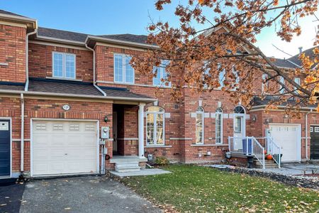 For Lease - 110 Dolce Crescent, Vaughan, Ontario - Photo 2