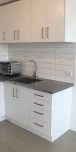 Mt Eden - ONE BEDROOM Apartment - Photo 3