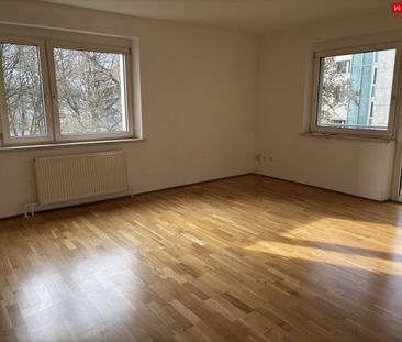 Großzügige 2-Raum-Wohnung mit Loggia in Niedernhart/Spallerhof! - Photo 3